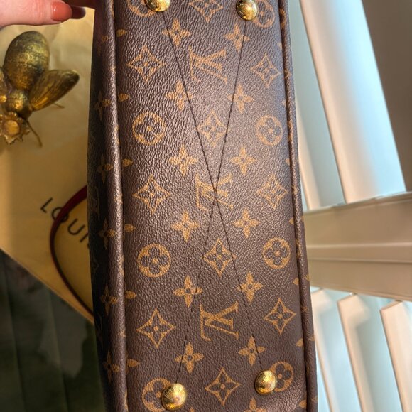 Louis Vuitton Brown and Red Monogram Tote - Picture 9 of 16